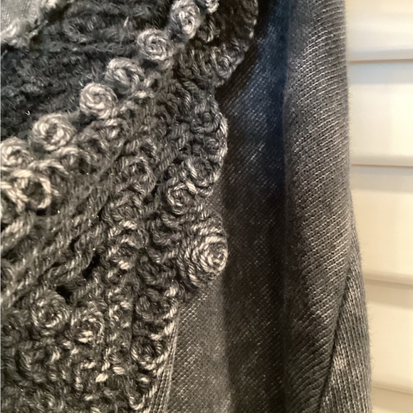 Vintage Havana Charcoal Cold Shoulder Top M - Picture 6 of 8